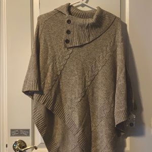 Cardigan/Poncho